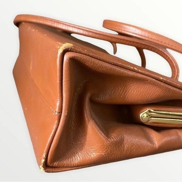 Vintage 1960s Gimbles Brown Leather Shoulder Bag - Picture 3 of 5